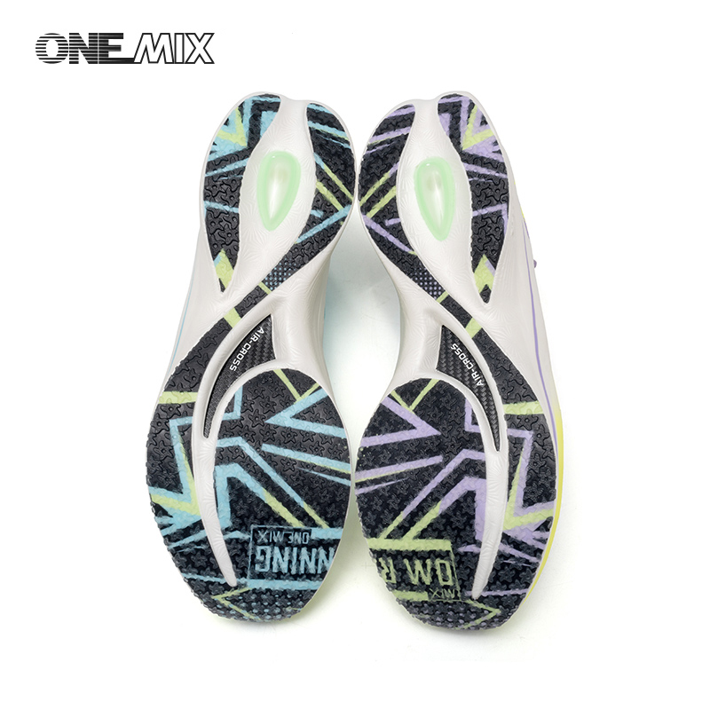ONEMIX 2026 Zomer Mesh Carbon  - Carbon Plate Marathon Racing Shoes recensie en prijs