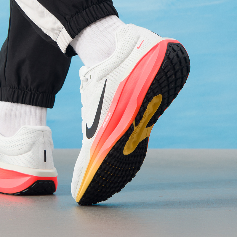 Nike Herenschoenen Originele L - Lightweight Road Running Shoes recensie en prijs